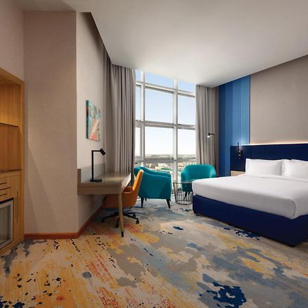 La Quinta By Wyndham Abu Dhabi Al Wahda Hotell Eksteriør bilde