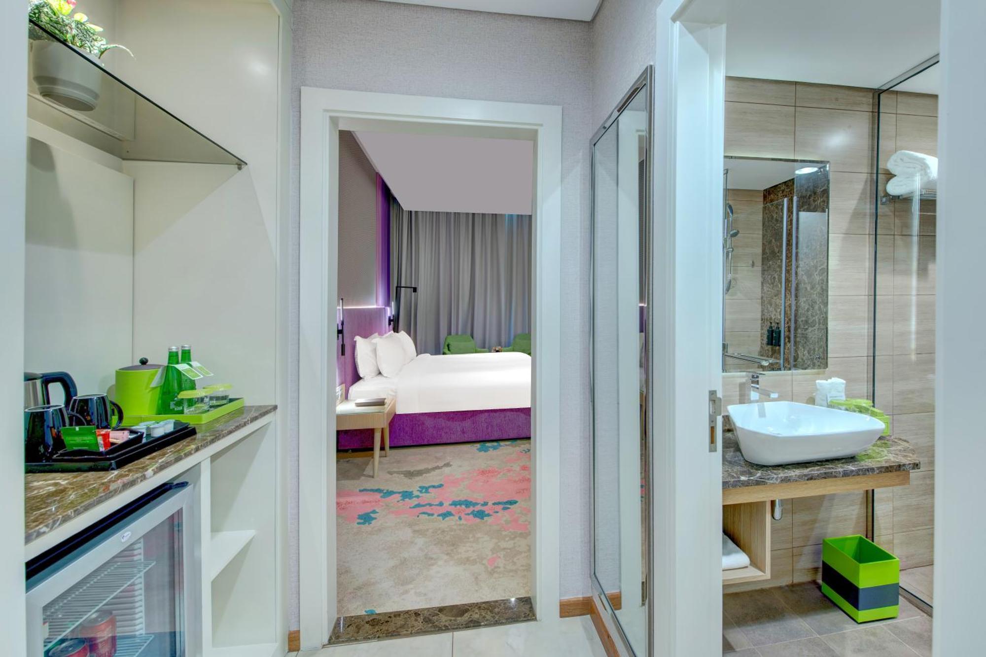 La Quinta By Wyndham Abu Dhabi Al Wahda Hotell Eksteriør bilde