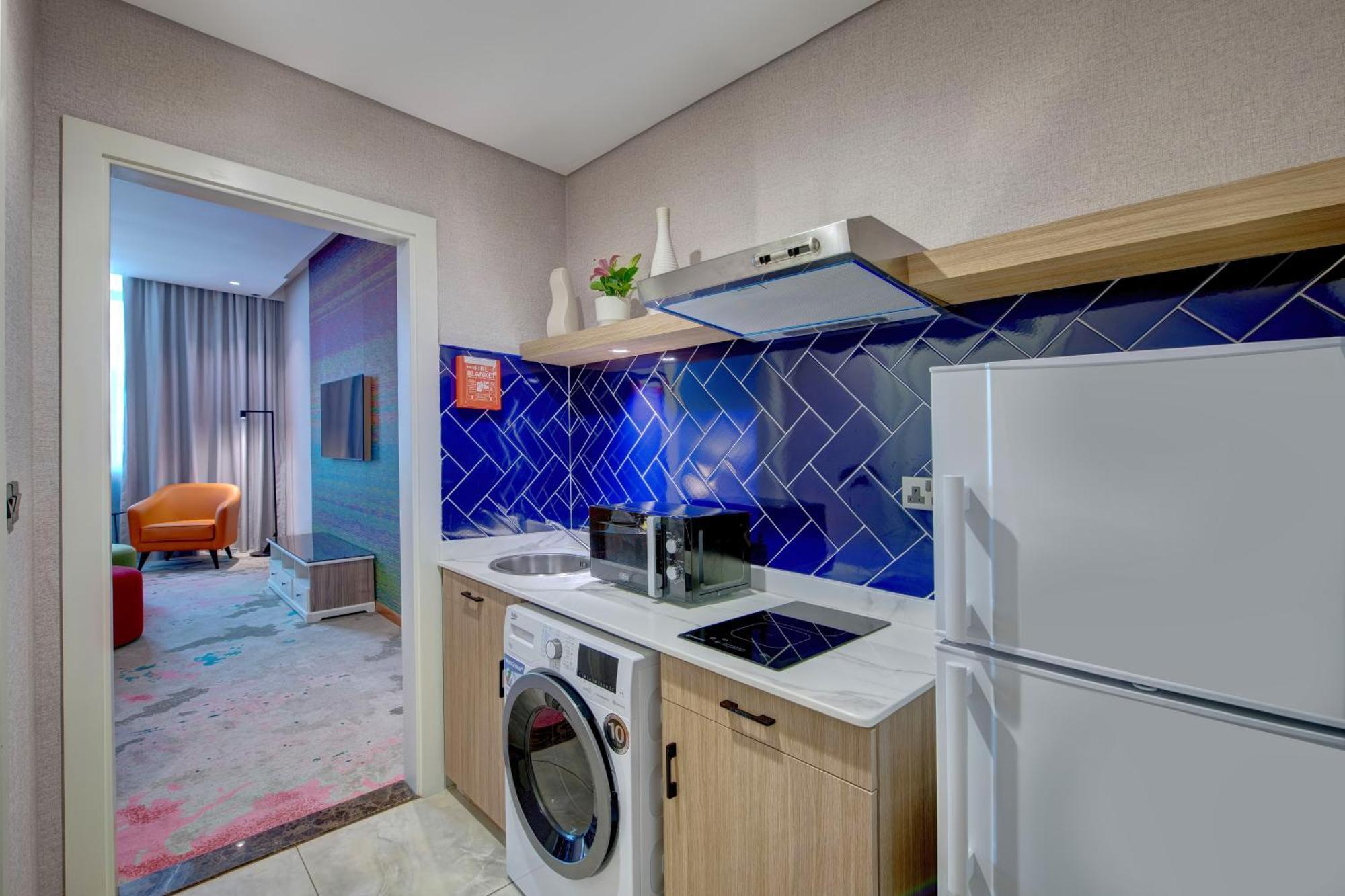 La Quinta By Wyndham Abu Dhabi Al Wahda Hotell Eksteriør bilde